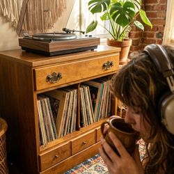 Ethan Allen Vintage Heirloom MCM Record Cabinet Coffee Station Office Kids Room Printer Stand Solid Boho Eclectic Contemporary Grandmillennial 