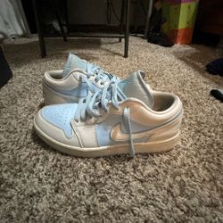 Air Jordan 1 Low Sneakers