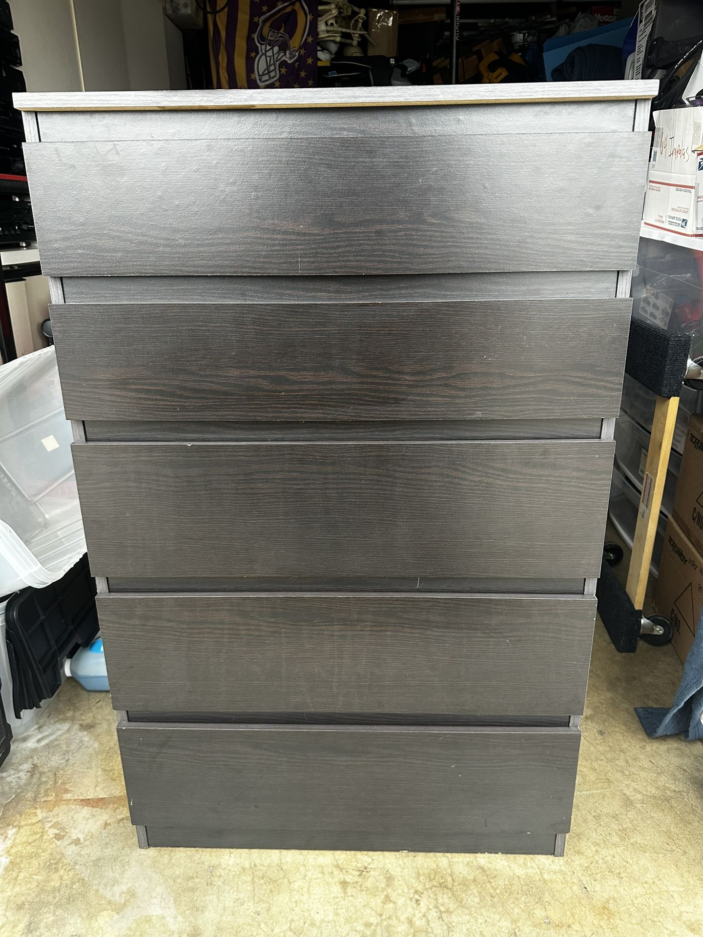 Dresser