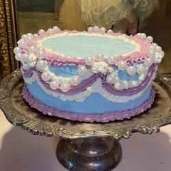 Fake Cake 8inch Round Cake With Pearls