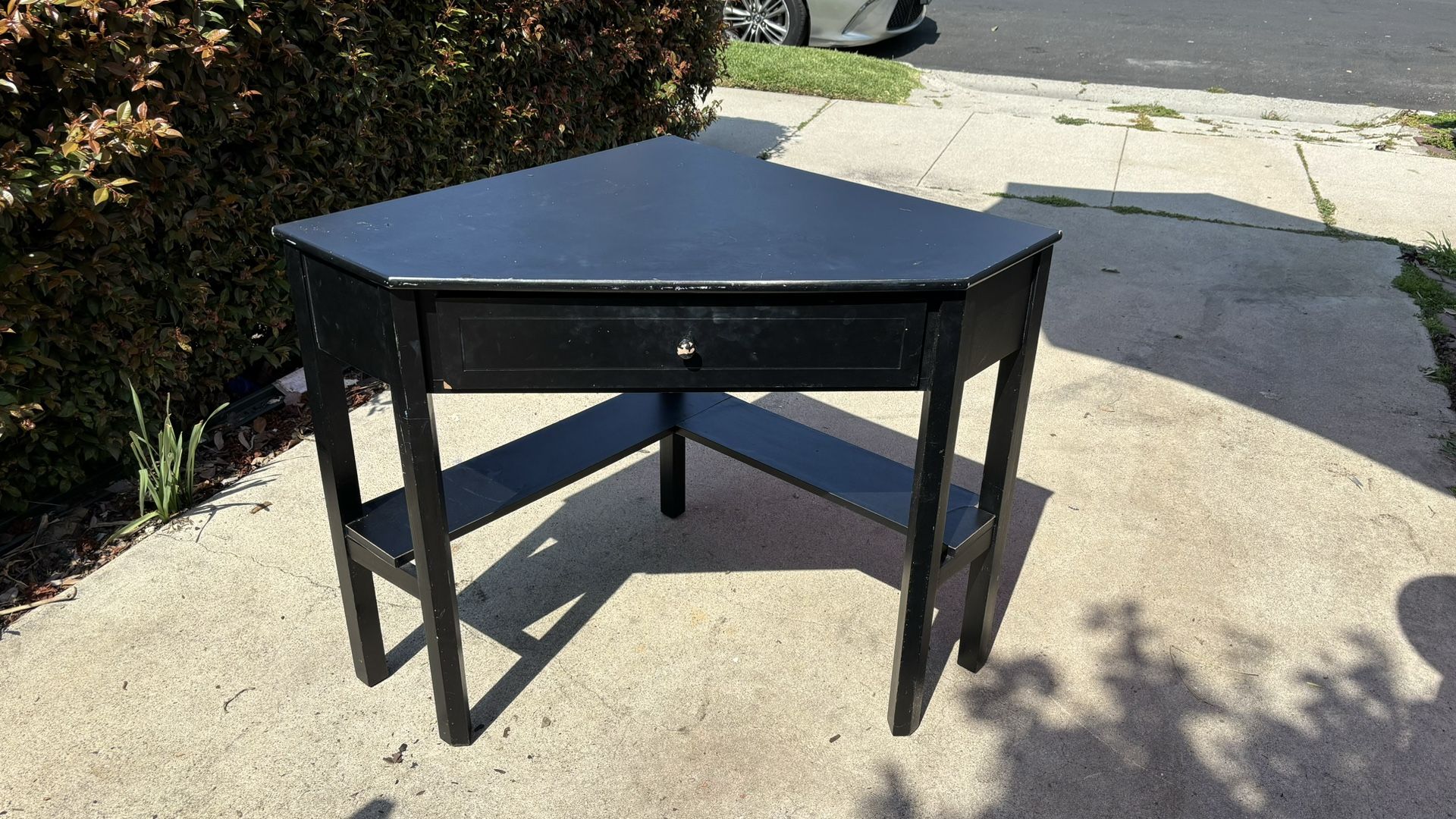 Black corner desk with drawer (used)