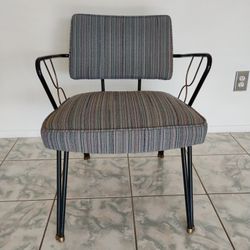 Vintage Mid Century Modern Chair 