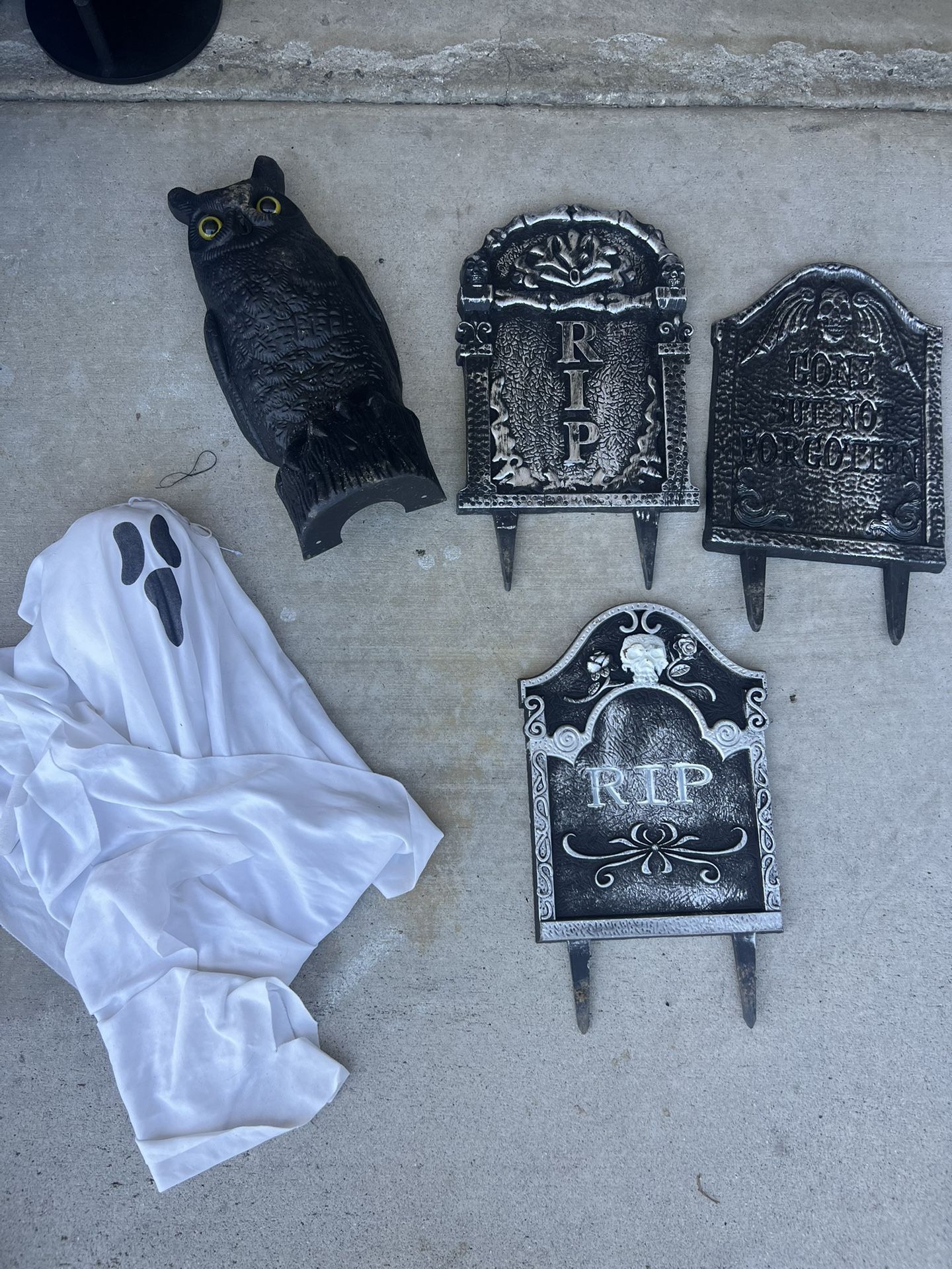 Halloween Outdoor Decor Bundle