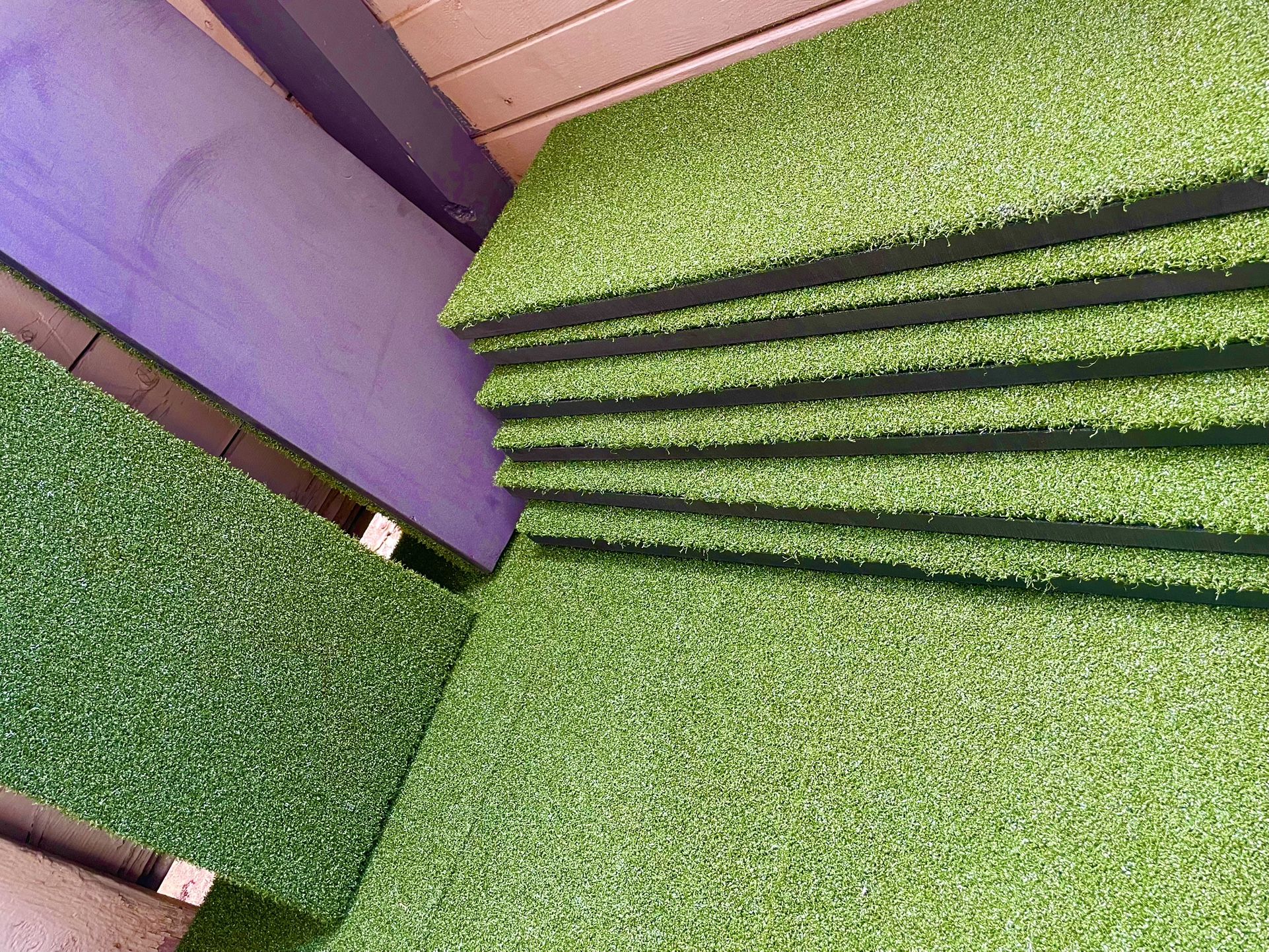 Artificial Grass in Pieces 30x70cm - Economical and Practical