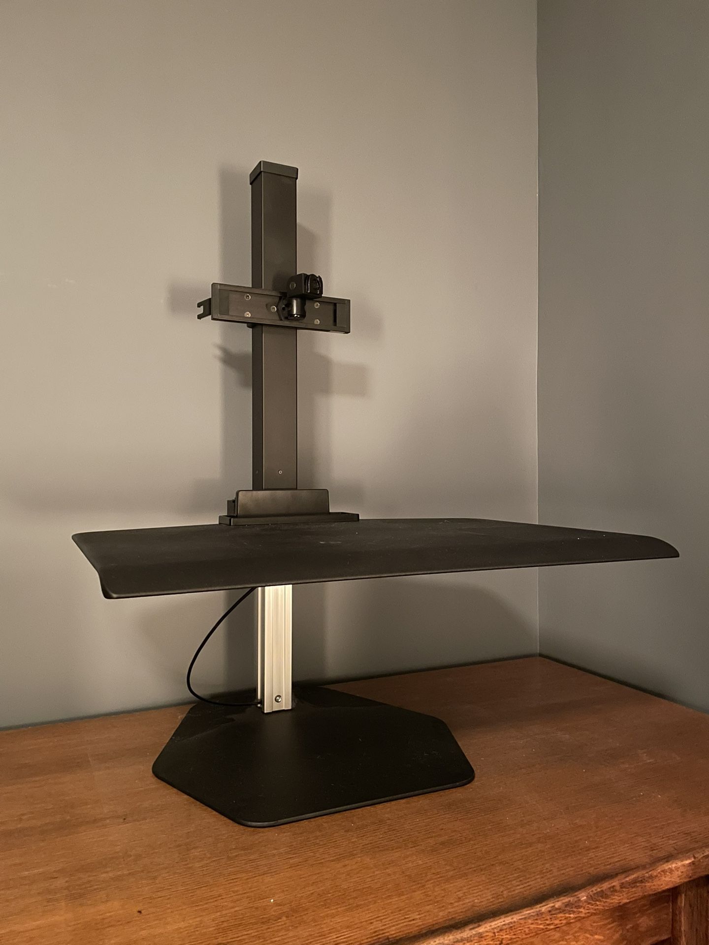 Winston Sit/Standing Desk Conversation