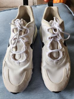Tenis and shoes!