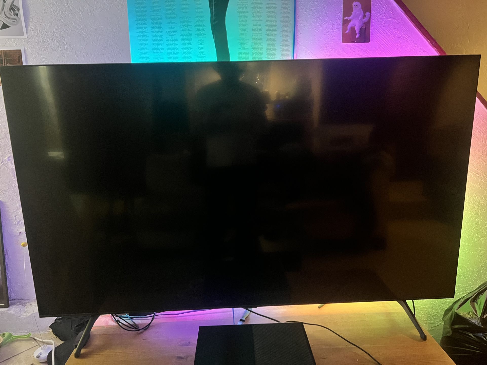 65” Samsung 4K UHD TV w/ Remote And LED Backlight