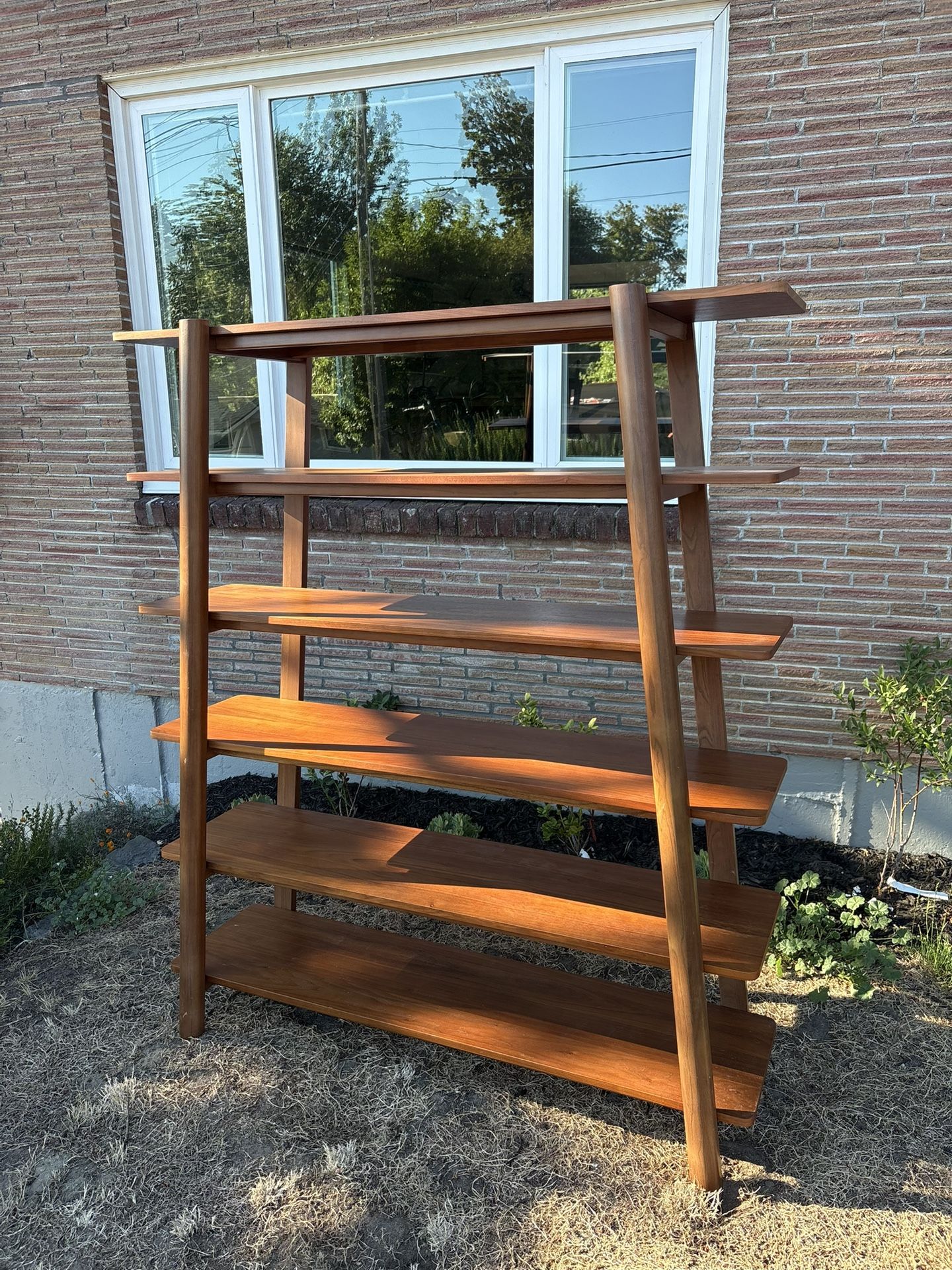 Book Shelf 