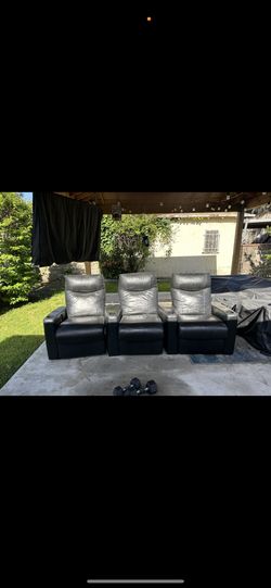 Movie Chairs