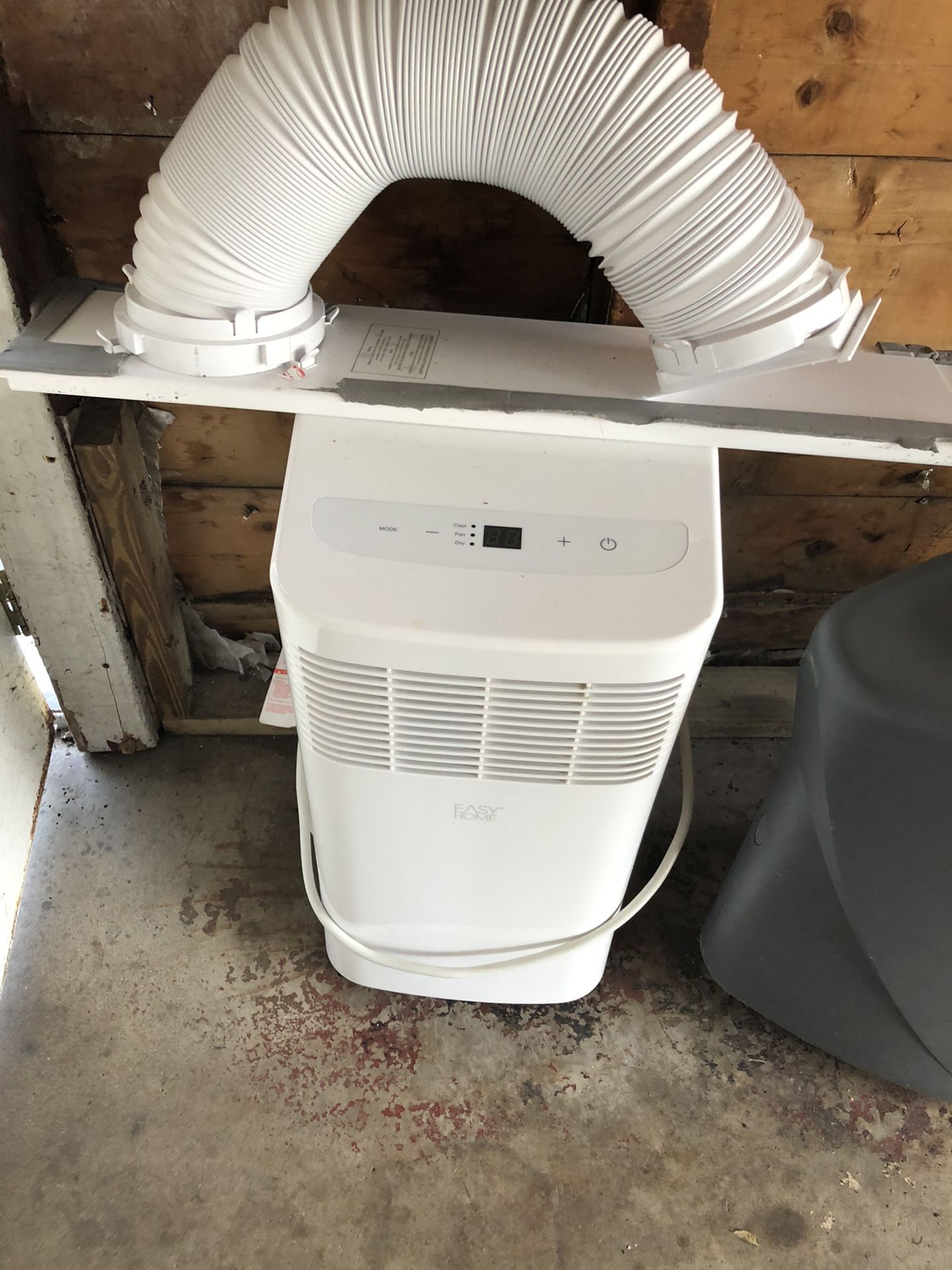 Portable AC unit