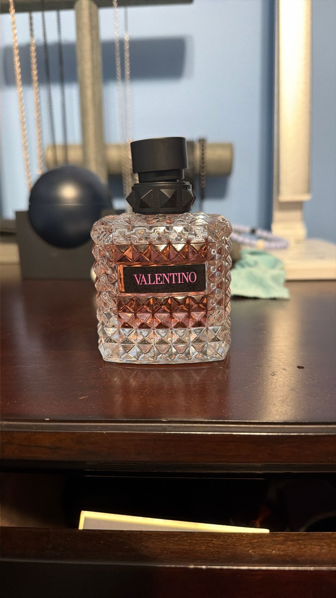 VALENTINO Born in Roma Women’s