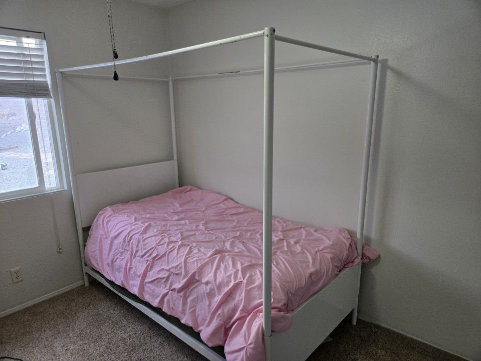 Twin Bed