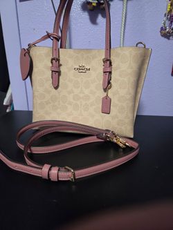 Coach Mollie Tote Bag with Crossbody Strap in signature canvas with heart charm