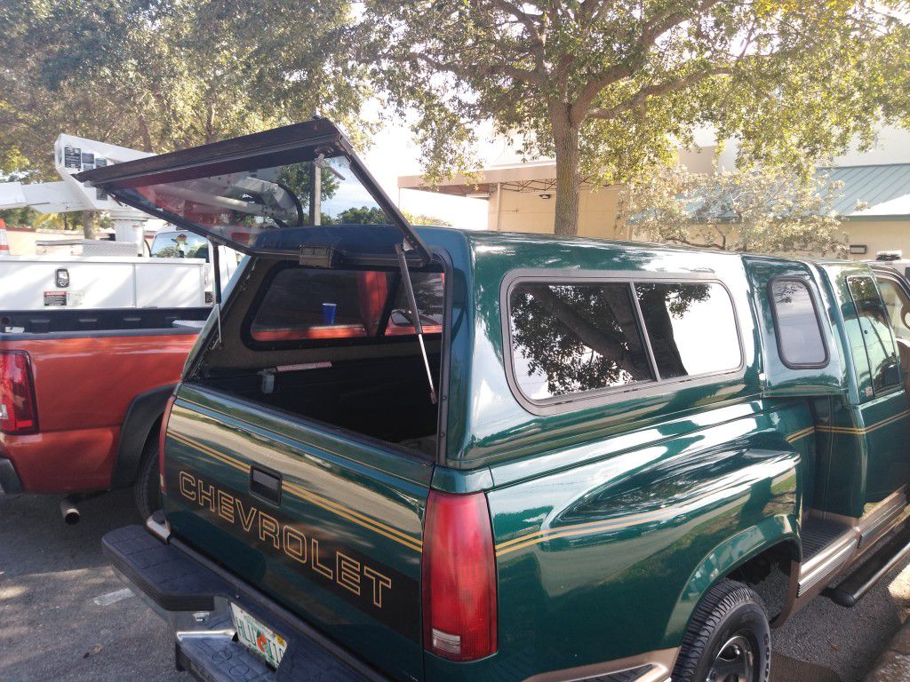 Camper for Chevy Silverado 97