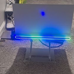 Alienware x15 R1 - High-End Gaming Laptop (core i7 11thGn RTX 3070 8Gb ddr6 grafics/ 240Hz )2.5k OLED 32Gb ram 1tb SSDm2 solid viene con cargador orig