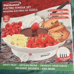 New in Box! ELECTRIC FONDUE SET INCLUDES FORKS