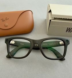 Ray-Ban Meta Smart Glasses 2 Transition