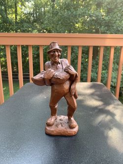 Red Mill MFG Pecan Shell Hand Crafted Wetherbee Figurine 93 The Fisherman