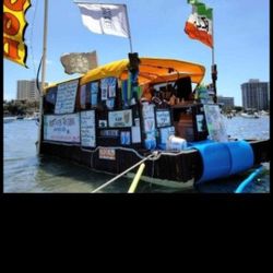 A 20ft Pontoon Tiki Boat Commercial SS Grill Party food Boat 70hp Yamaha outboard honda generator +