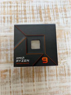 AMD Ryzen 9 7900X 12-Core, 24-Thread Unlocked Desktop Processor