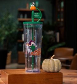 Starbucks snoopy tumbler