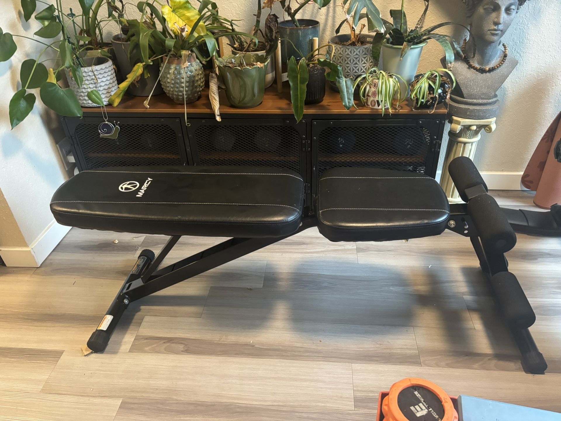 Adjustable Compact Workout Bench