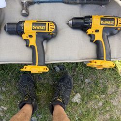 12 V  Dewalt 