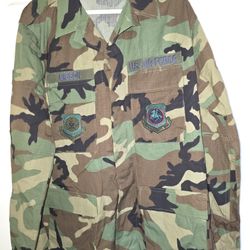 Camouflage Long Sleeve Army Men Shirt Size Medium Long