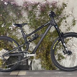 Specialized Status 170 