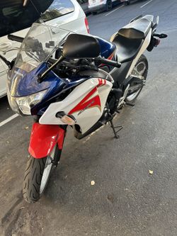 2012 Honda CBR250r