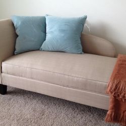 New Storage Fainting Lounge Chaise Sofa Chair - Cream