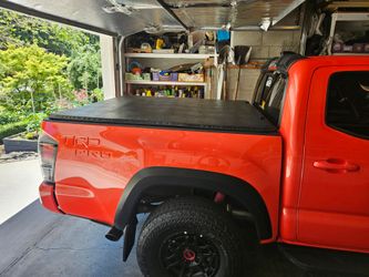 5 ft Tonneau Cover for Toyota Tacoma
