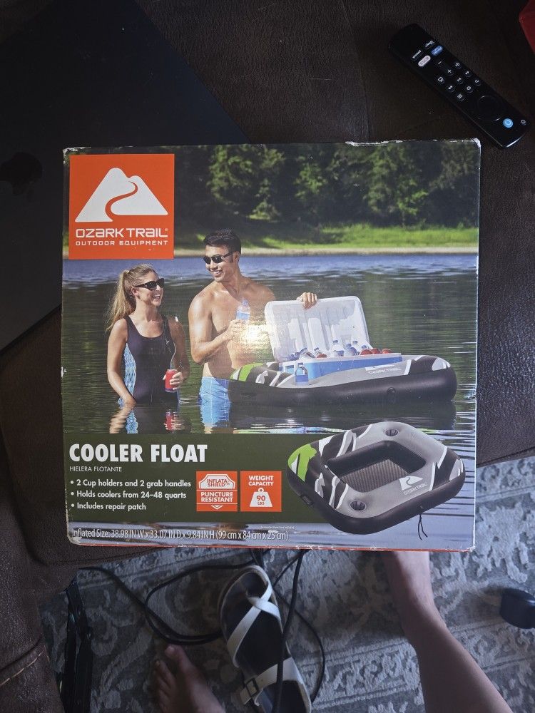 Cooler FLOAT