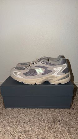 725 New Balance