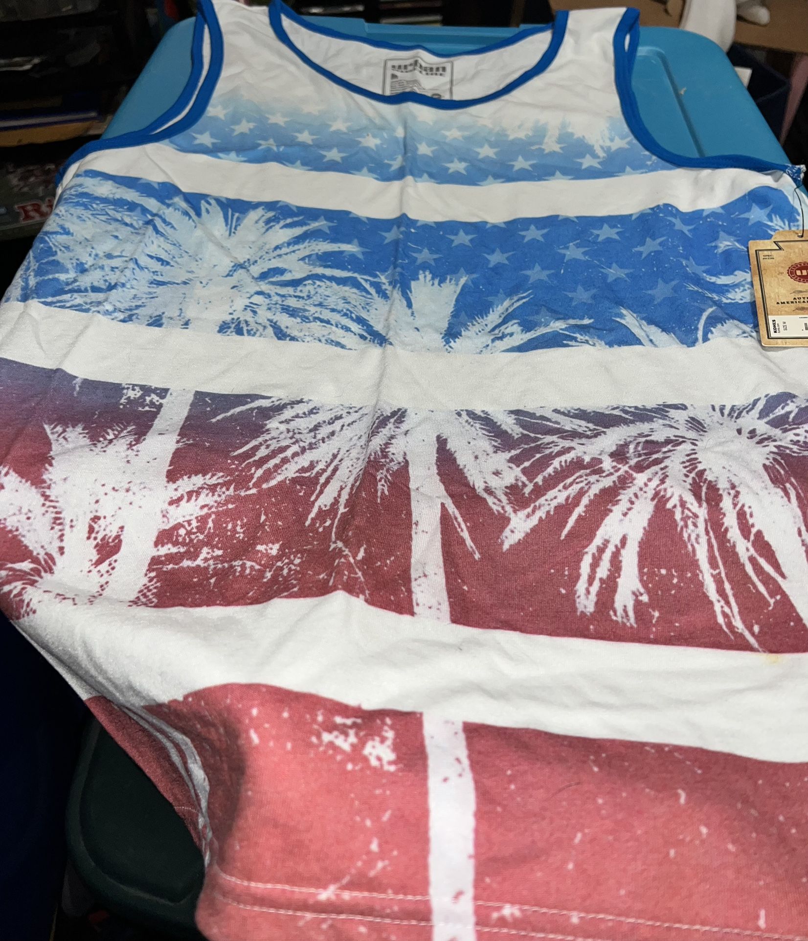 New. Mens Medium Tank Tops $6each