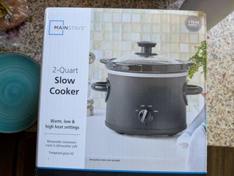 Slow Cooker. Brand New In box