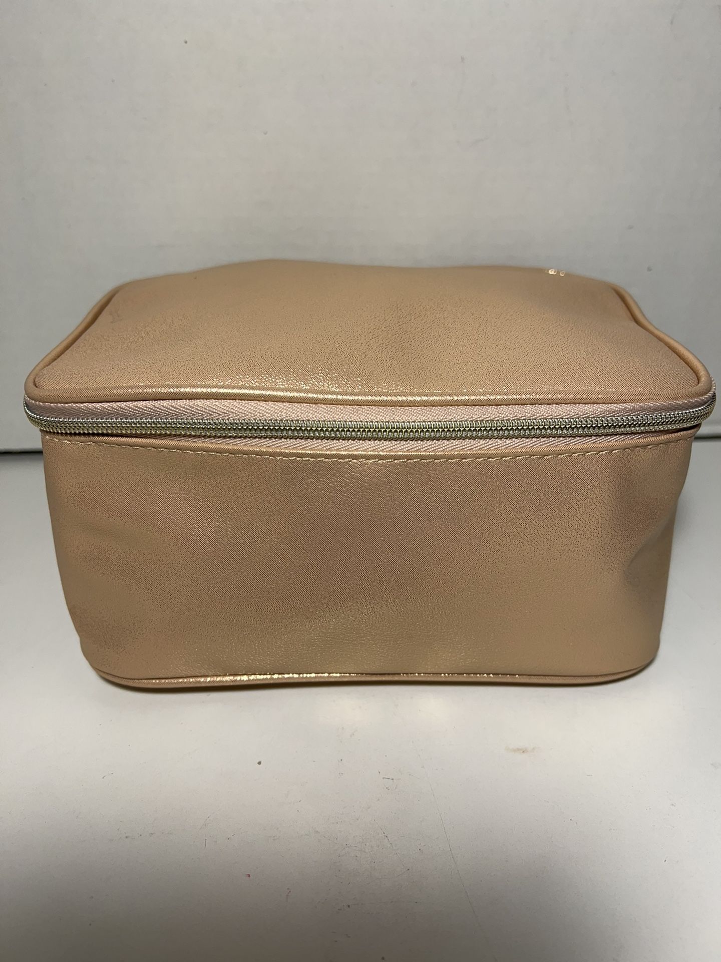 NWOT Lancôme gold makeup bag