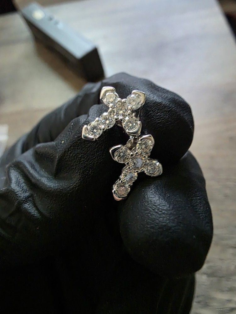 SS925 1ctw Moissanite Diamonds Cross Earrings