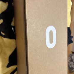 Meta Quest 2 Used White Headset VR with Box Great Condition