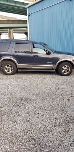 2002 Ford Explorer