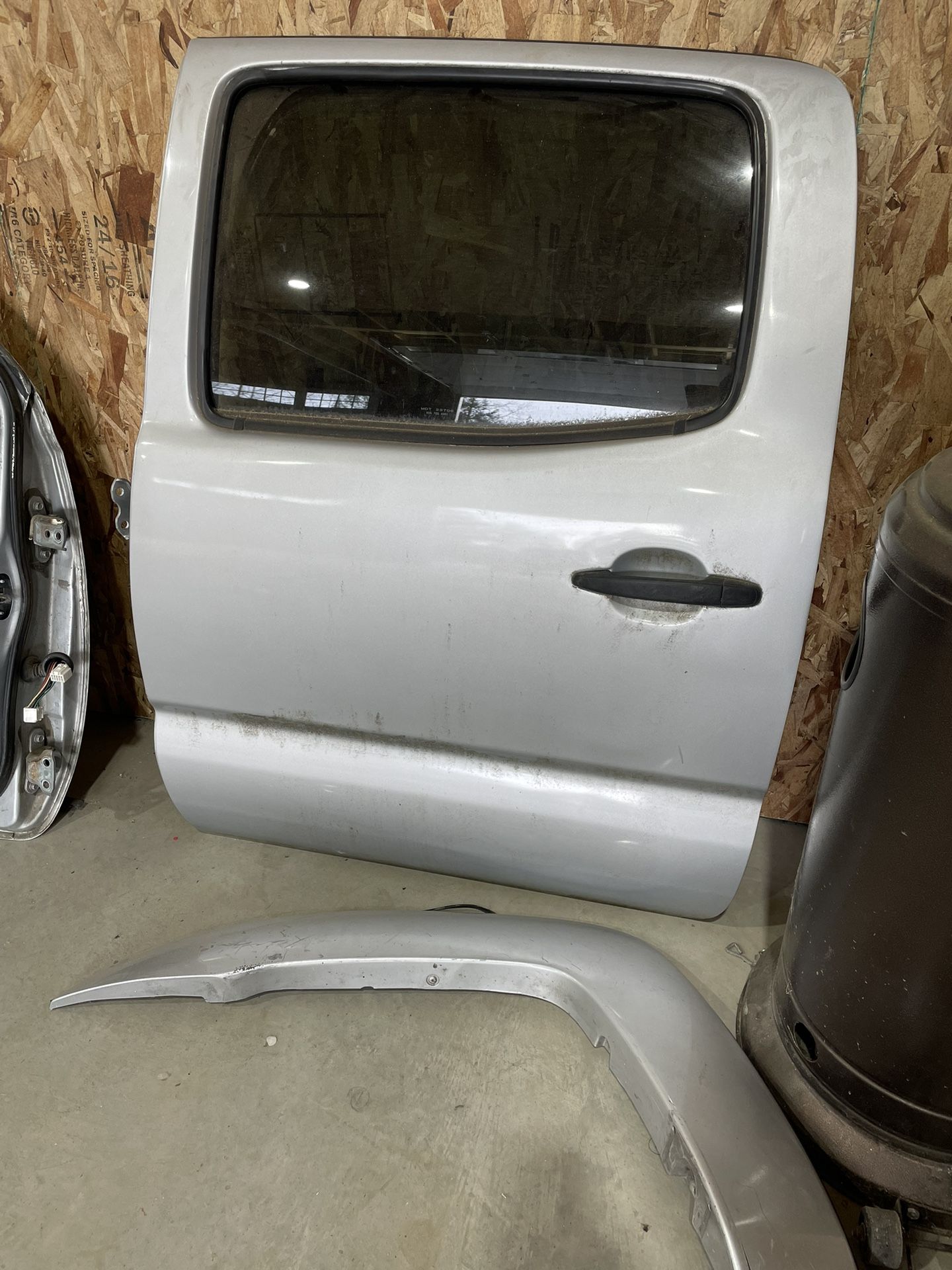05-15 Tacoma Door
