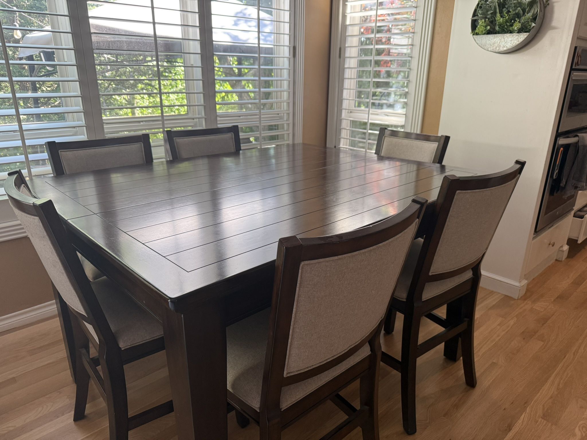 60x60 Collapsible Counter Height Dining Table Set with 6 Chairs – Excellent Condition