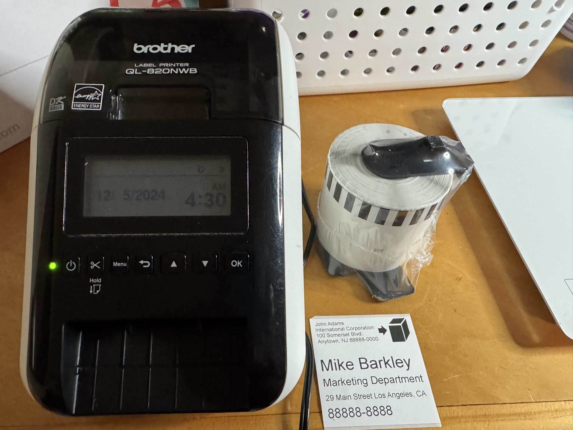 Brother QL-820NWB Label Printer