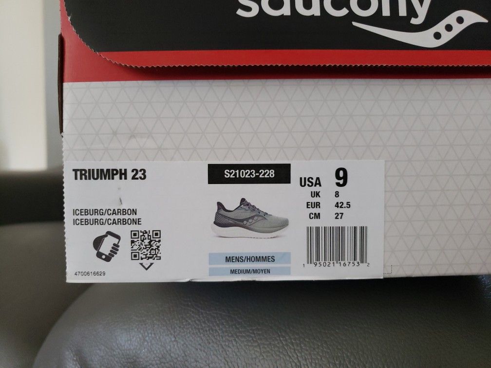 Saucony Shoes Size 9