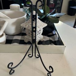 VTG Heavy Tabletop Or Wall Mounted Black Metal Plate/Picture Easel/Stand 11X7X5”