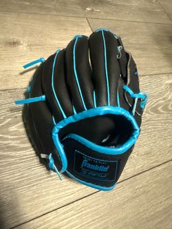 Kids baseball glove, Tee Ball