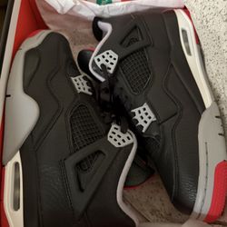 Retro 4  Bred Jordan’s