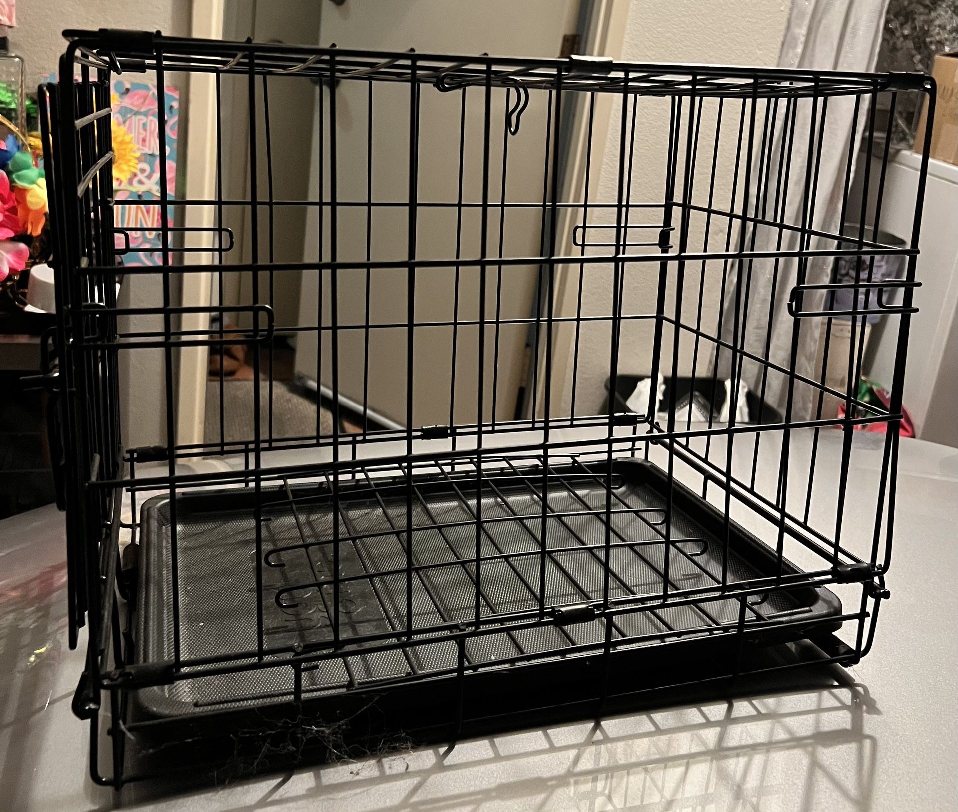 You & Me 1-door folding crate with Tray For X-Small Dogs