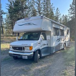 2007 Winnebago Outlook - 31'