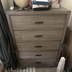 Two 5 Drawer Dressers 